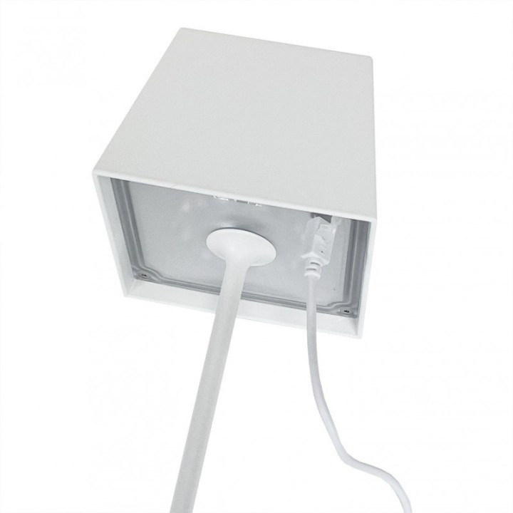 Portátil LITTA Square IP54 Touch dimming LED SMD 2.20W 200lm CRI80 3000K 45º microUSB Blanco DOPO 914B-L0103L-01