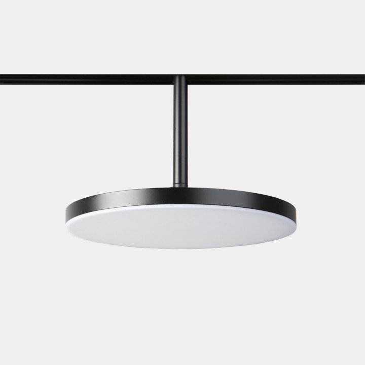 Lámpara Nara Bajo Voltaje 13.4 Blanco cálido - 3000K CRI 90 DALI Negro 1130lm Leds C4 New