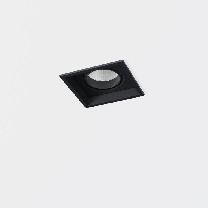 Downlight Totem Simple ø80 34 Blanco neutro - 3500K CRI 92 33.9º ON-OFF Negro texturizado IN IP20 / OUT IP23 1844lm Leds C4 New