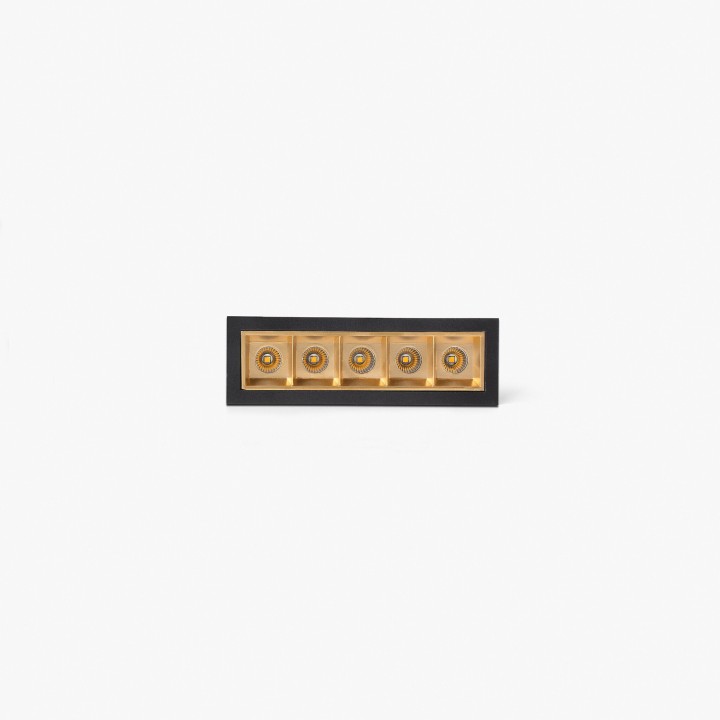 Faro TROOP empotrable 5x2W negro-oro 36° 4000K CRI90