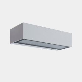 Aplique IP65 Nemesis Slim LED 8.8 SW 2700-3200-4000K ON-OFF Blanco 830lm Leds C4 05-E162-14-EH