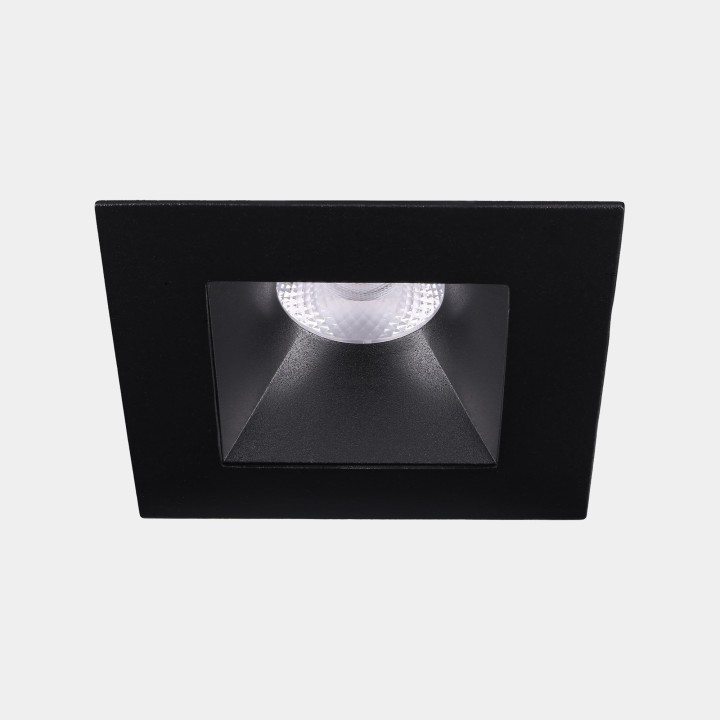 Downlight Play Deco Symmetrical Square Fixed 10.5 Blanco cálido - 3000K CRI 90 7.7º ON-OFF Negro/Negro IN IP20 / OUT IP54 537lm 