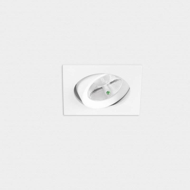 Downlight Play Flat Square Adjustable Emergency 6.4W Blanco cálido - 2700K CRI 90 27.8º ON-OFF Negro IP23 572lm Leds C4 AG21-P7V