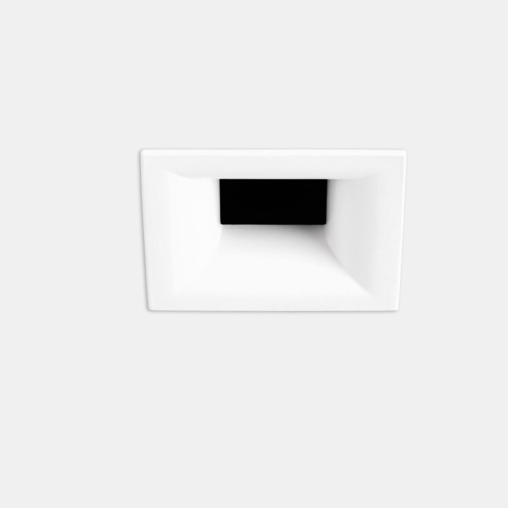 Downlight Play Soft Square Fixed 6.4W Blanco neutro - 4000K CRI 90 27.9º Negro IP54 645lm Leds C4 AG54-P7X9M2BB60