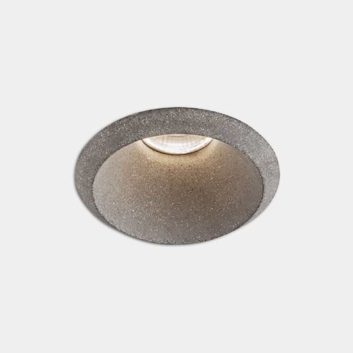 Downlight Play Raw Concrete Emergency 6.4W Blanco cálido - 3000K CRI 90 32.4º ON-OFF Cemento IP54 585lm Leds C4 AG59-P7W9M2D1DC